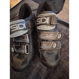 Sidi Italian Road Cycling Shoes Women’s Size 39 with cleats  Great Condition